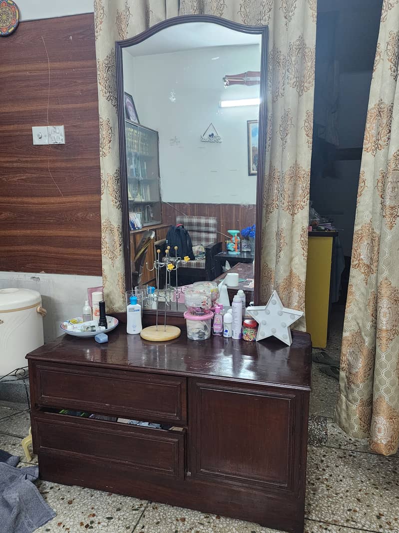 Dressing Table 2