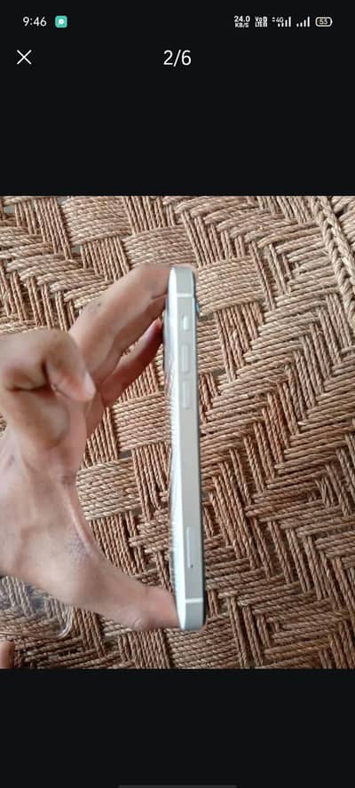 Apple iPhone 12