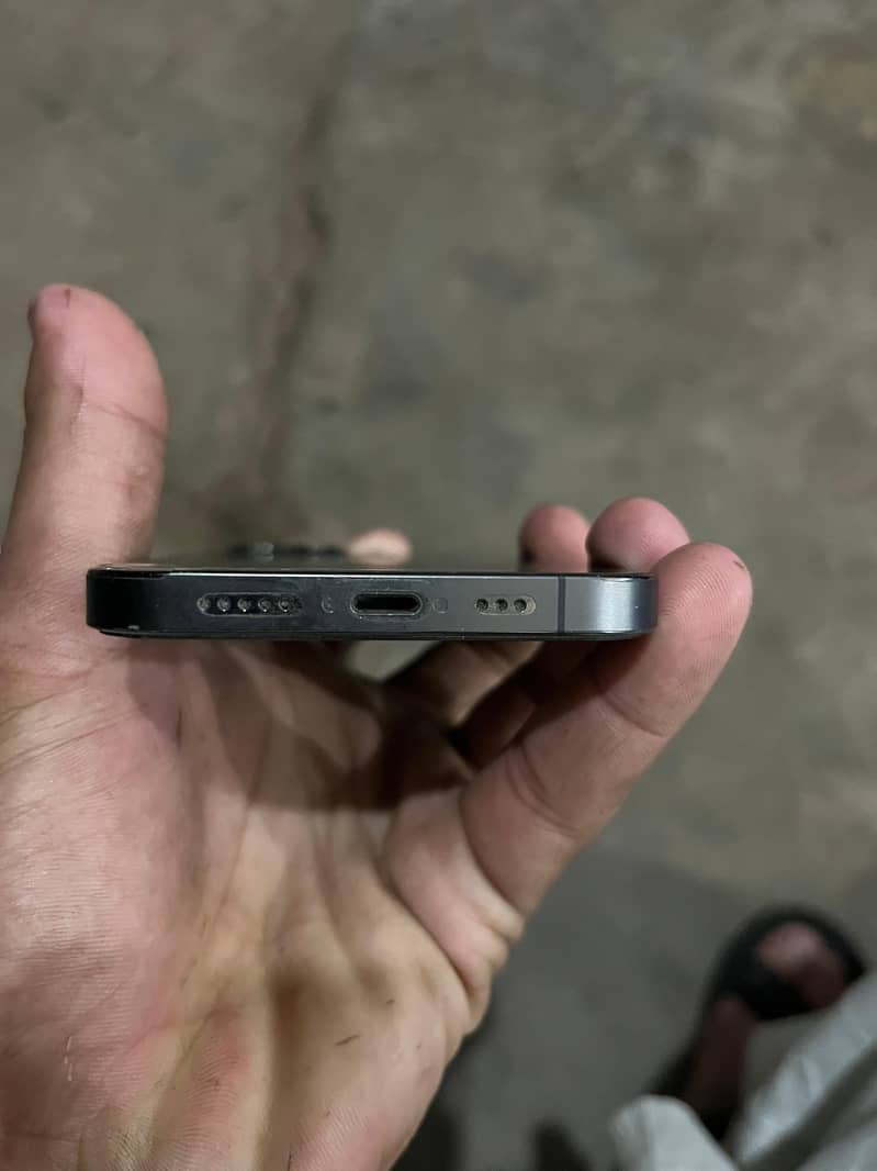 iPhone 12 pro 1