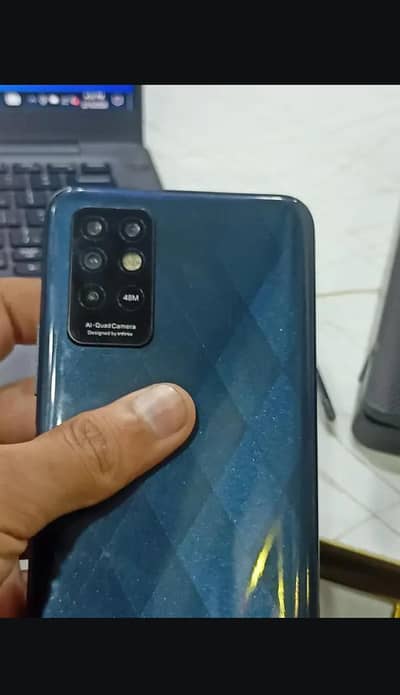 Infinix Note 8i