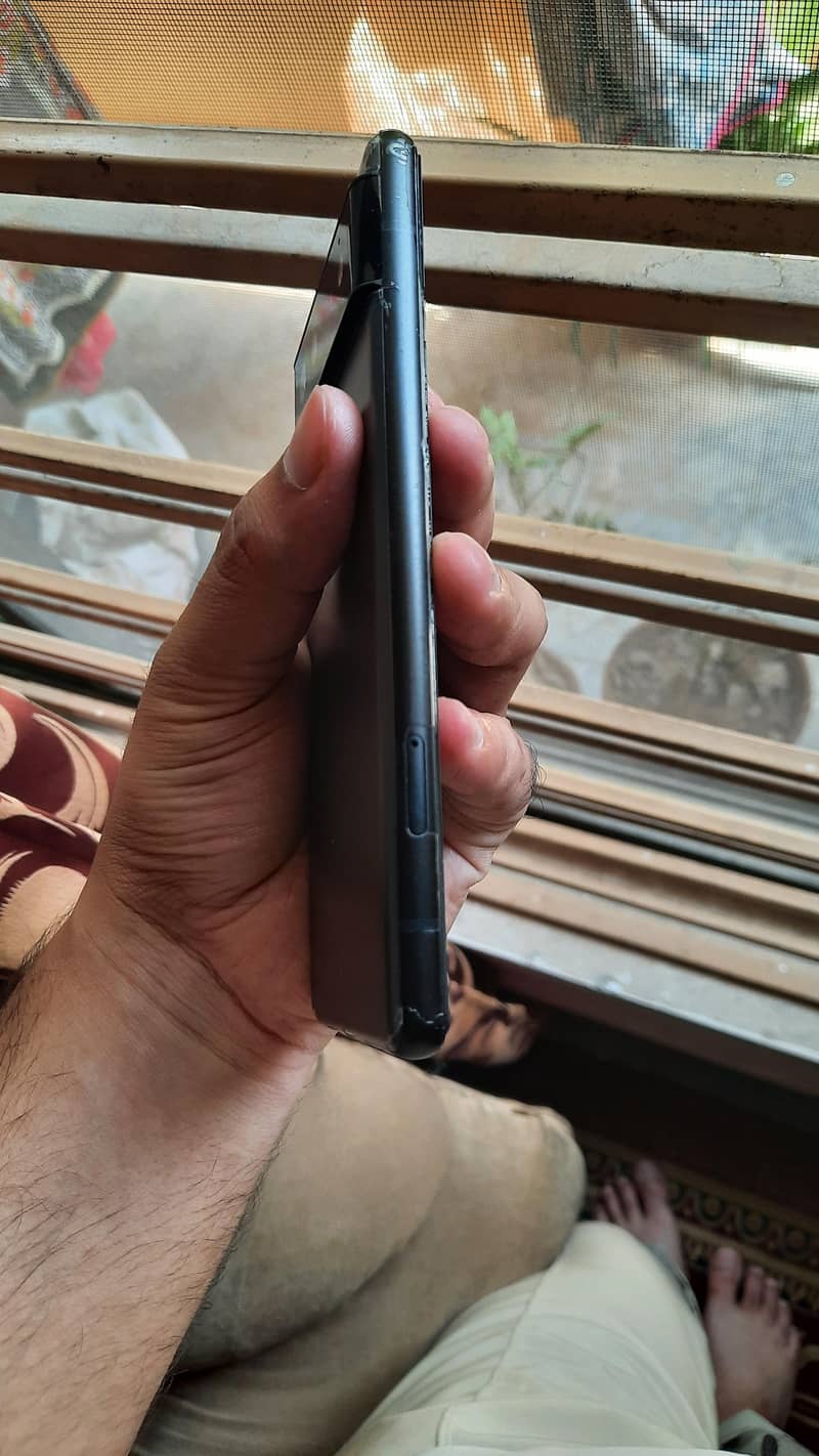 Google Pixel 6 4