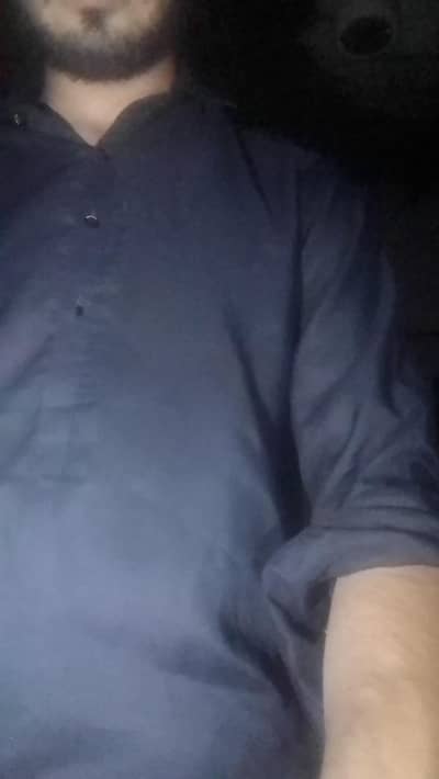 job chaye ics 2nd year student ho 19 years old ho