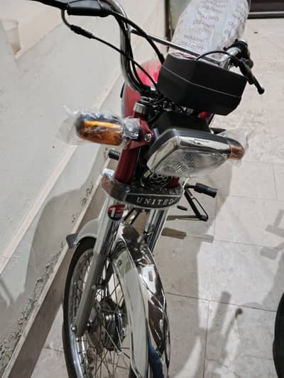 United 70cc 10/10 condition