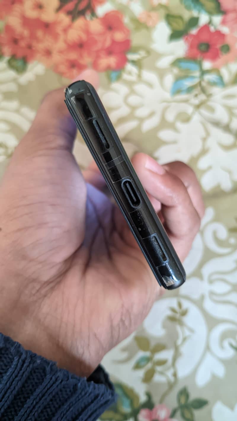 Google Pixel 6a 4