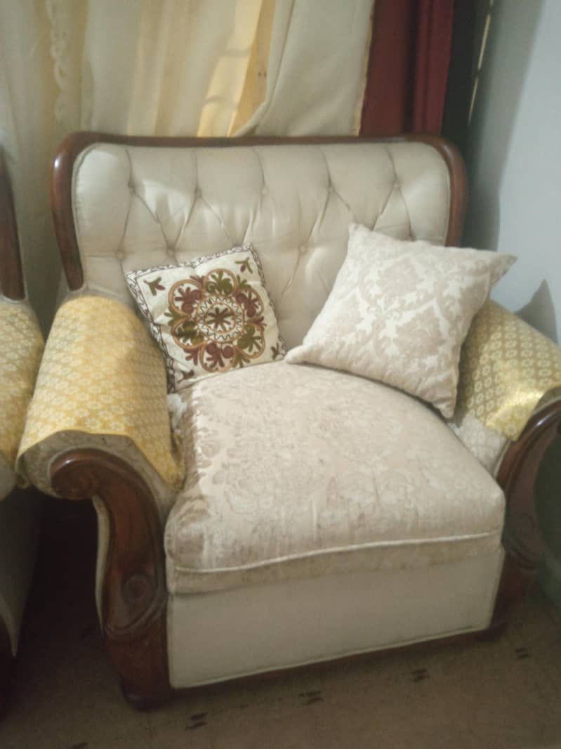 7 seater sofa 1