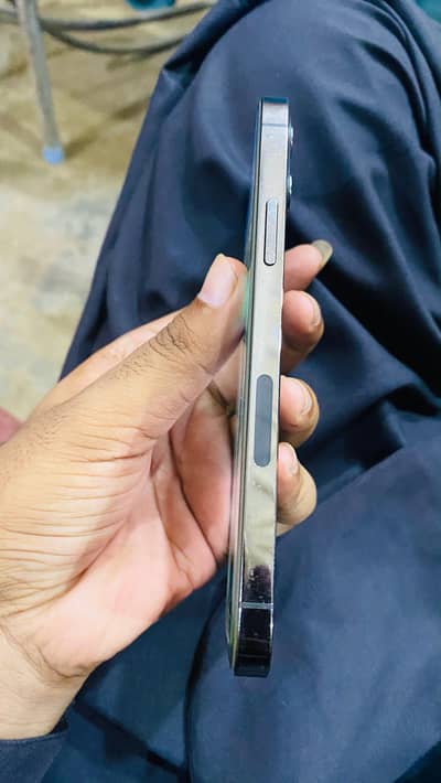 Apple iPhone 12 Pro
