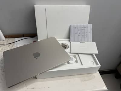 Macbook Air M4 2025 16GB/256GB Starlight 100% BH 24CC, Valid Warranty