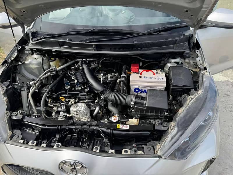 Yaris hatch back 5