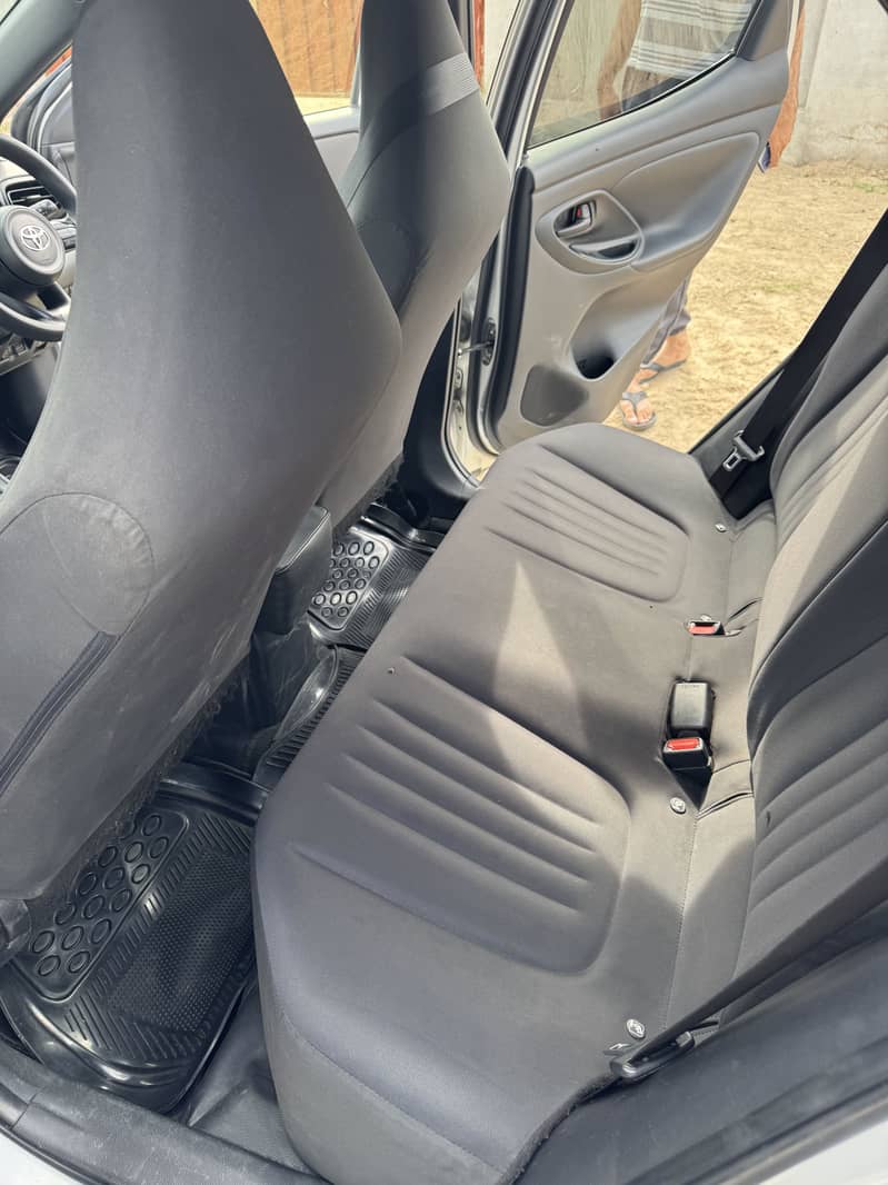 Yaris hatch back 18