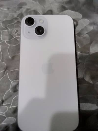 Apple iPhone 15