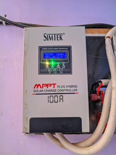 simtek MPPT 100A