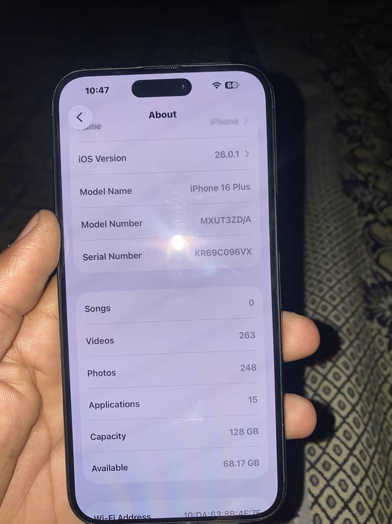Apple iPhone 16 Plus 4
