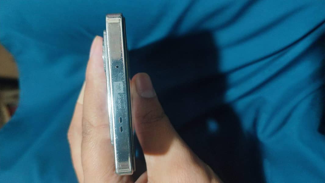 Infinix Note 40 4