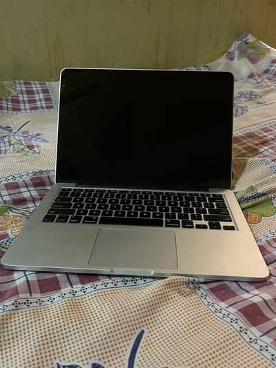 MacBook Pro 2015 | Core i5 | 8GB RAM | 128GB SSD | Excellent Condition
