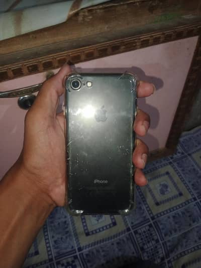 Apple iPhone 7