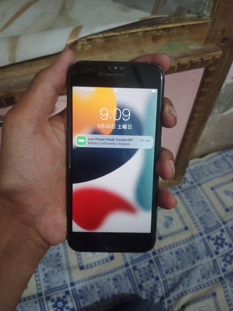 Apple iPhone 7 3