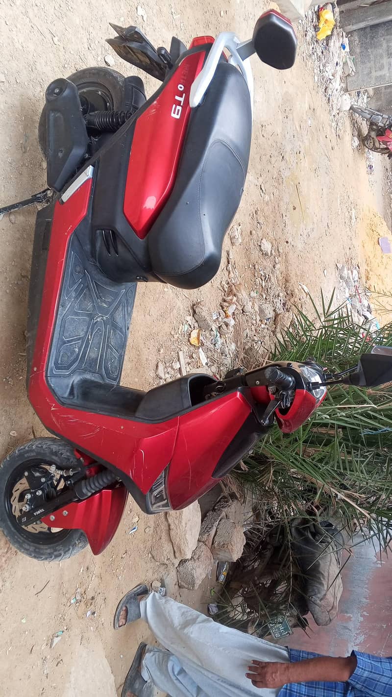 scooty 1