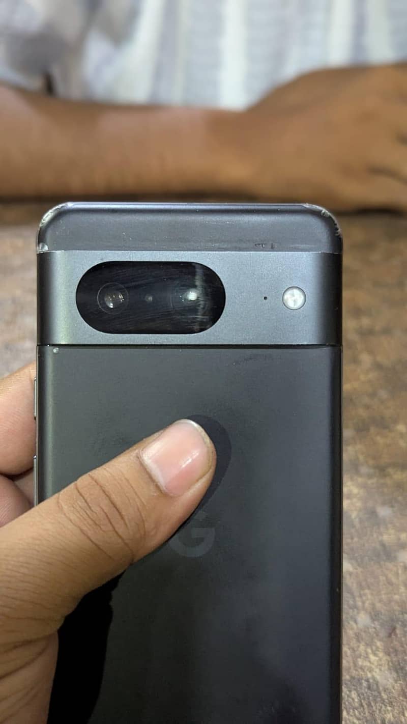 Google Pixel 8 2