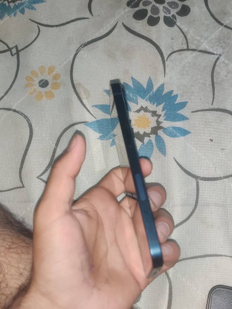 Iphone 13 3