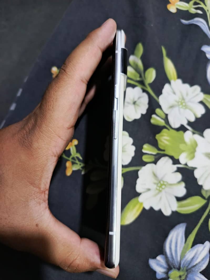 Google Pixel 6 Pro 4