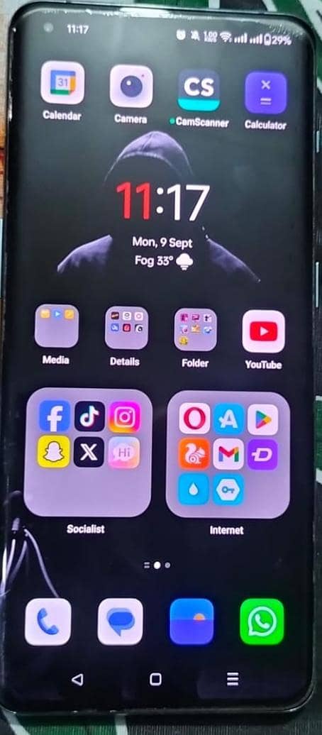 One Plus 10 Pro 1