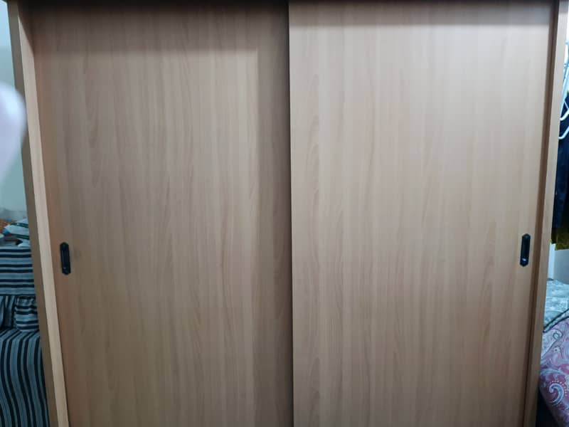 Wardrobe 0