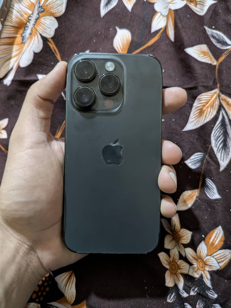 Apple iPhone 14 Pro 4