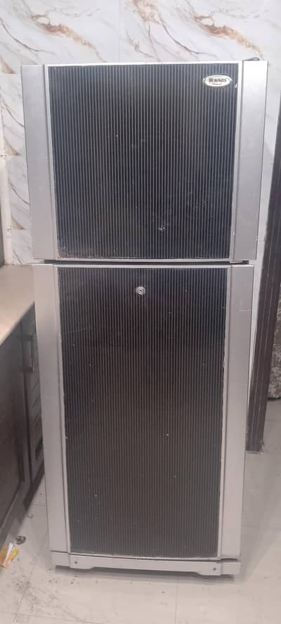 Waves fridge