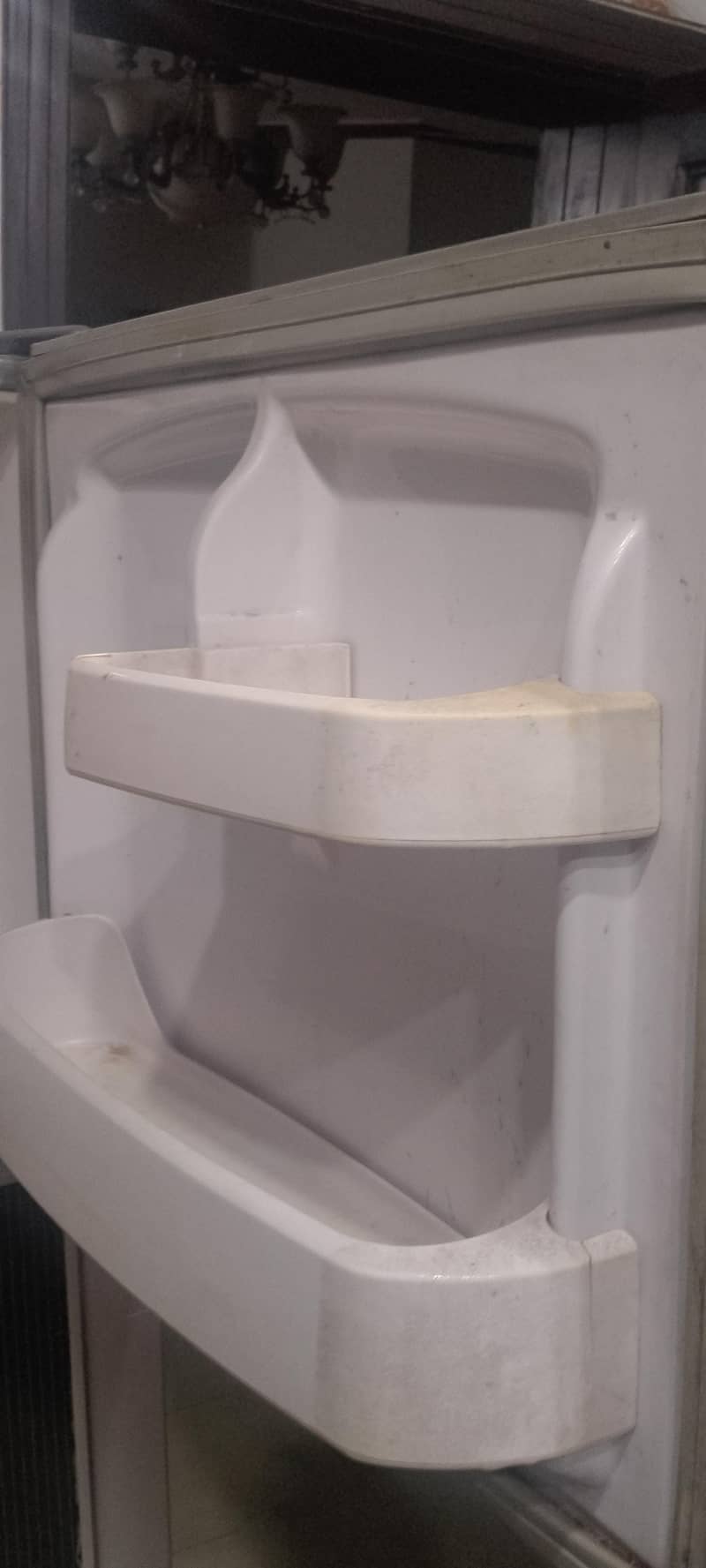 Waves fridge 3