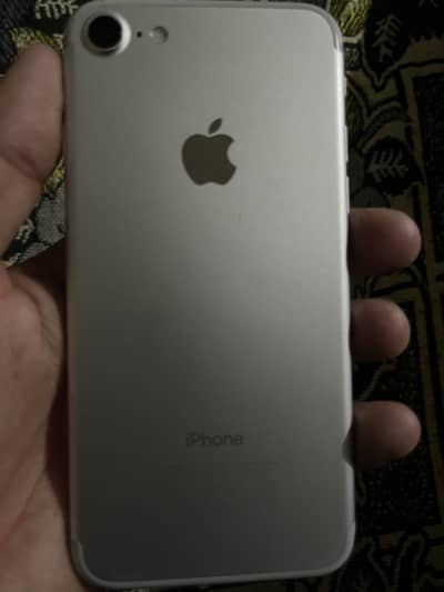 Apple iPhone 7