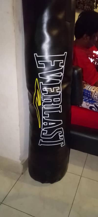 4 feet boxing bag for sale