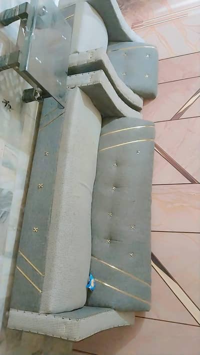 sofa set good condition