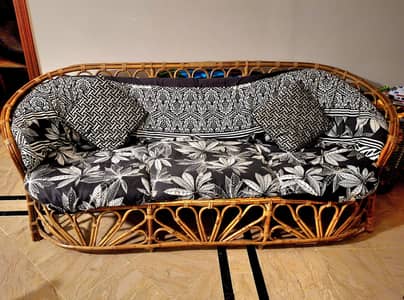 5 seater cane sofa set. Mint condition. Urgent sell