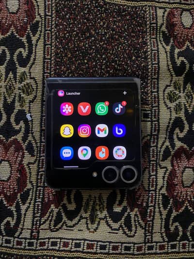 Samsung Mobile Z Flip 6 FOR SALE & EXCHANGE