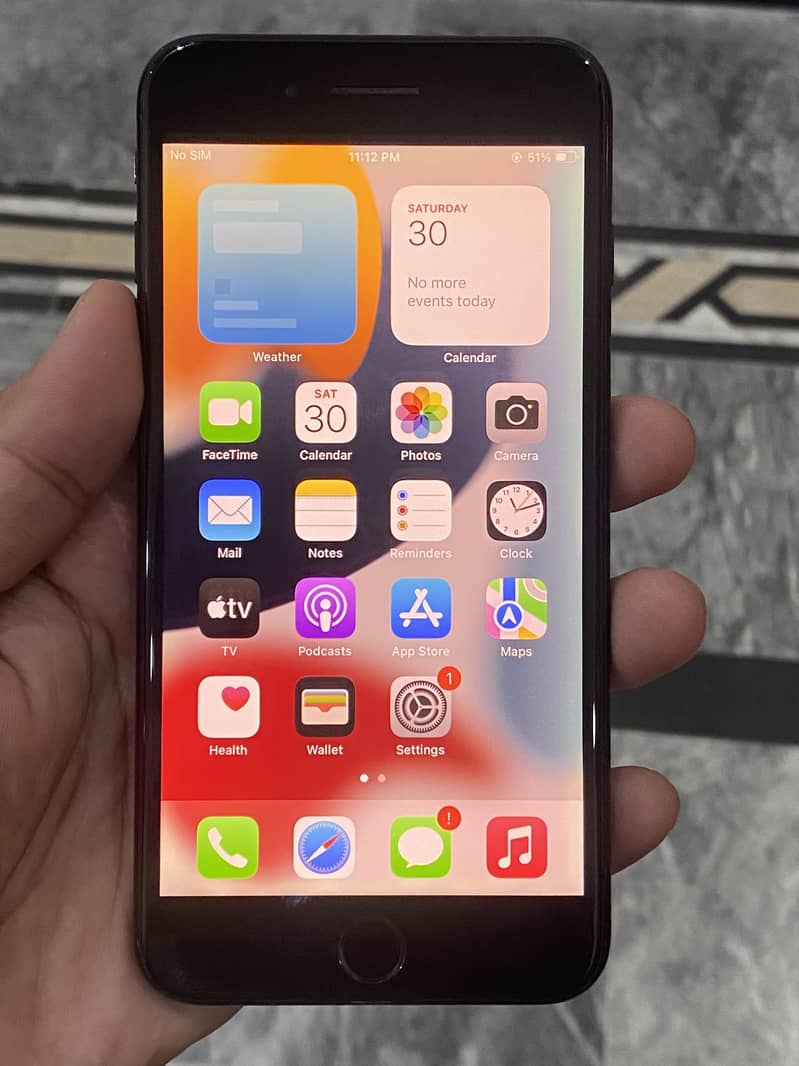 Apple iPhone 7 Plus 1