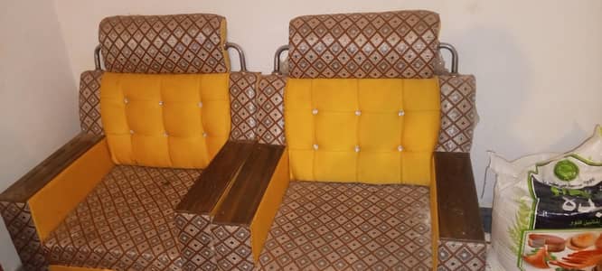 2 setar sofa good condition ful new for sale
