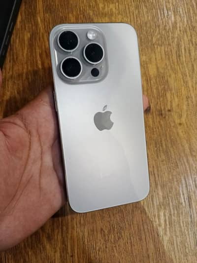 Iphone 15 pro 160k