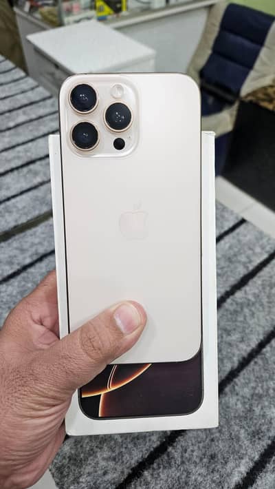 Apple iPhone 16 Pro Max