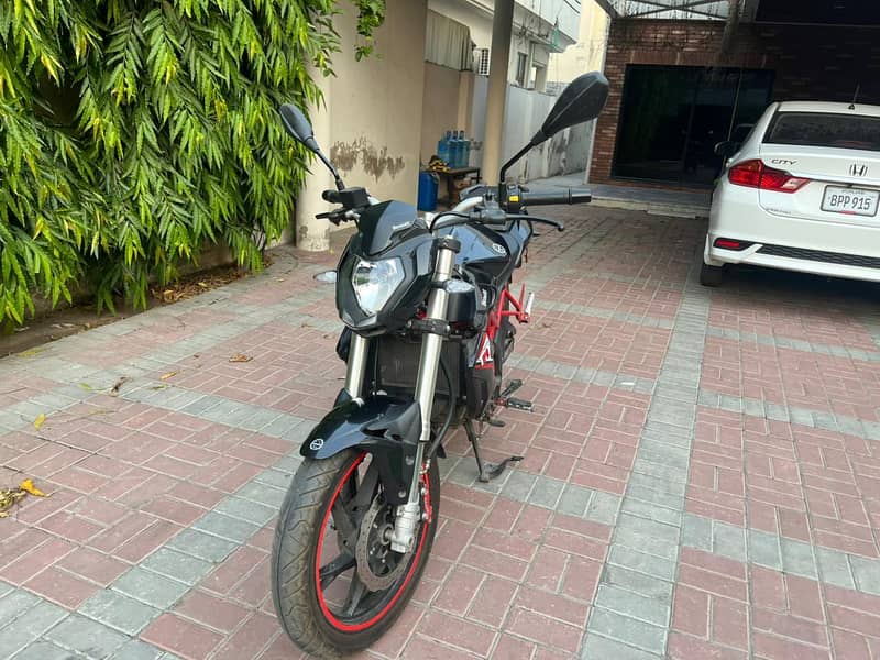 Benelli 150 2