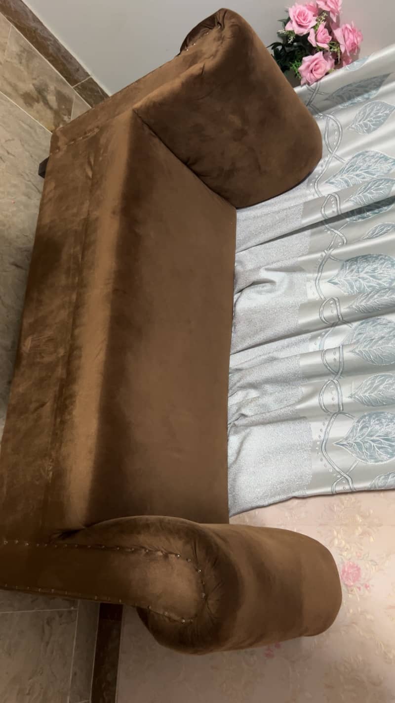 2 seater sofa 1