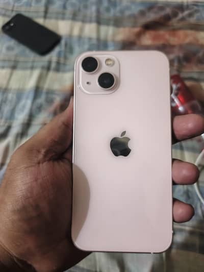 Apple iPhone 13
