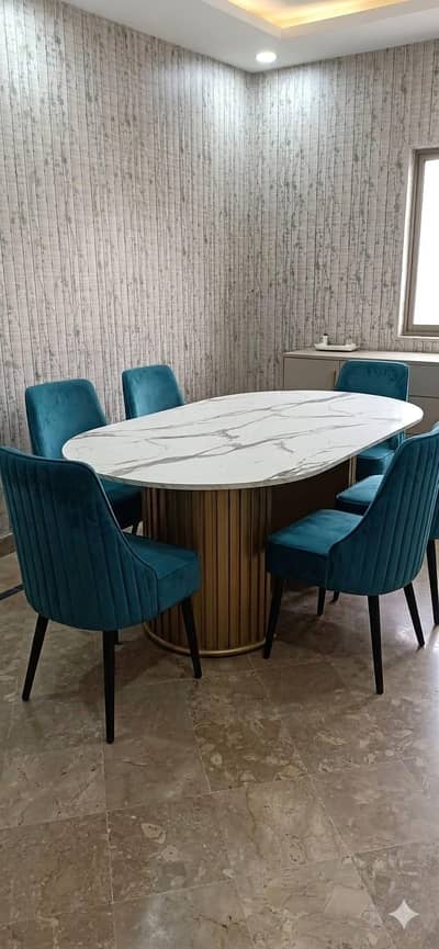 Dring Table
