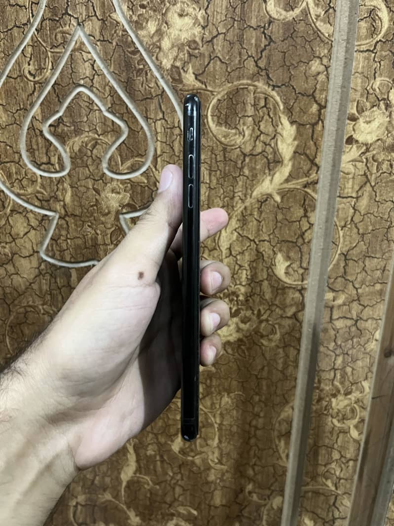 iPhone 7 Plus   PTA 8