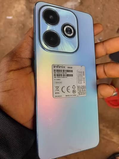 Infinix Hot 40 8/256