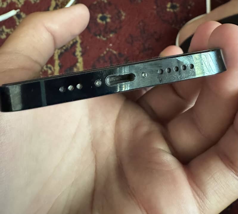 Apple iPhone 12 Pro 2