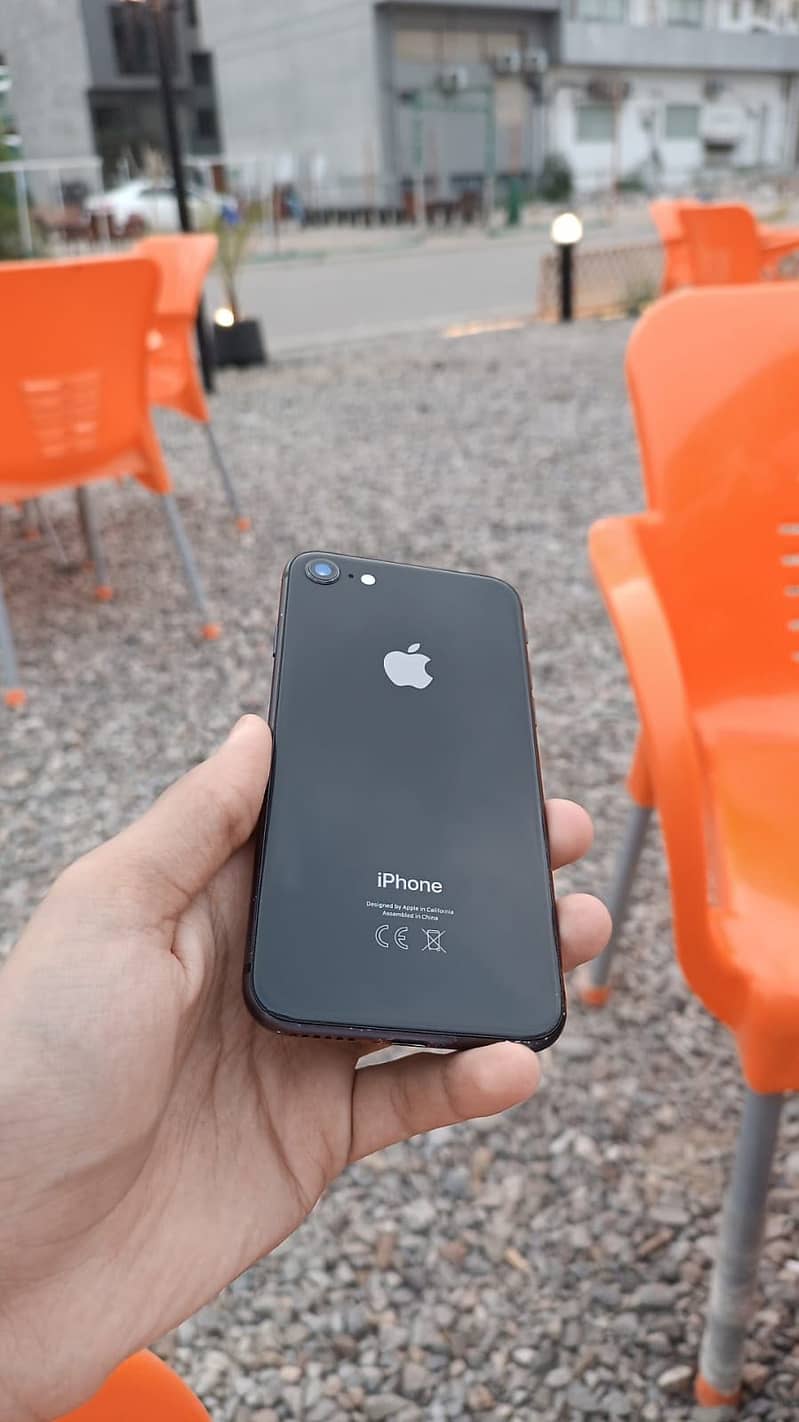 iPhone 8 jv 3