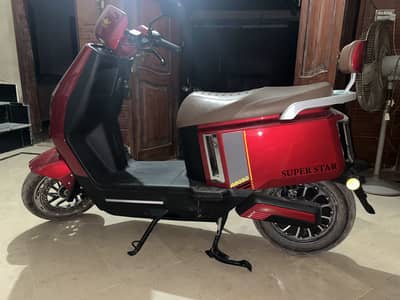 Superstar eco motion scooter