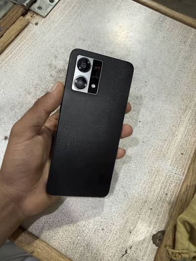 OPPO F21 Pro