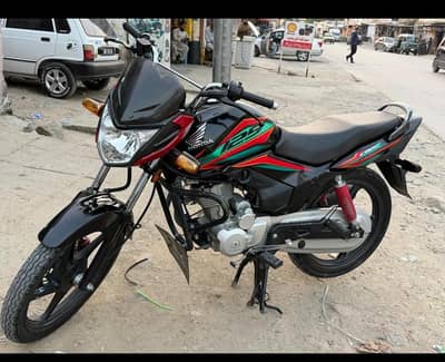 Honda CB 125f