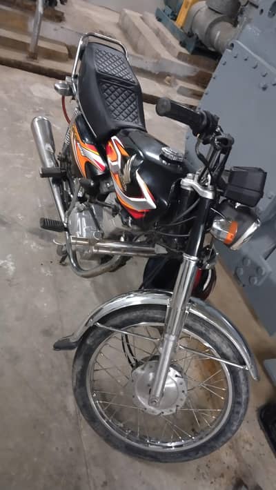 Honda 125 22